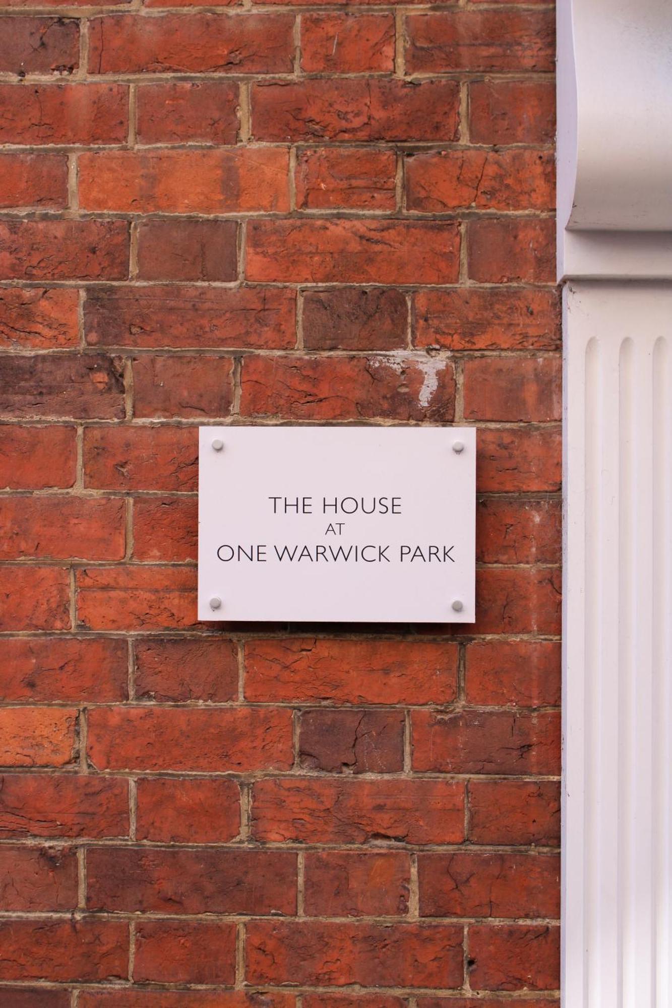 One Warwick Park Hotel Royal Tunbridge Wells Exterior foto